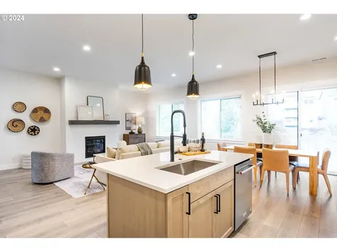 16257 NW Holman Way Portland OR 97229