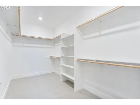 16257 NW Holman Way Portland OR 97229