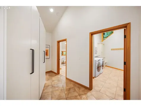 9625 Nw Skyline Boulevard Portland OR 97231