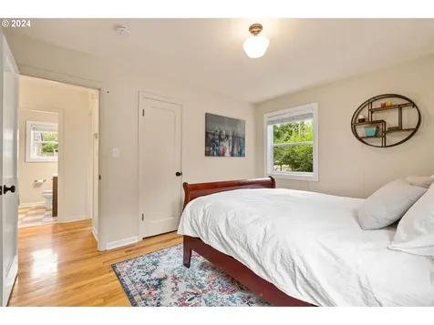 3327 Ne Liberty Street Portland OR 97211