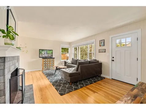 3327 Ne Liberty Street Portland OR 97211