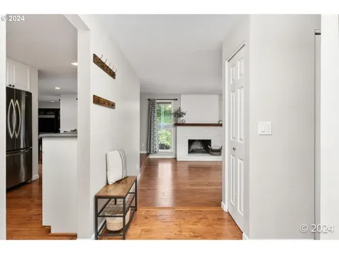 21215 Sw Lenore Court Beaverton OR 97003