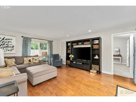 21215 Sw Lenore Court Beaverton OR 97003