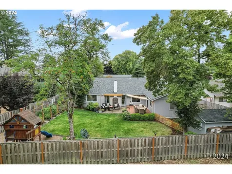 21215 Sw Lenore Court Beaverton OR 97003