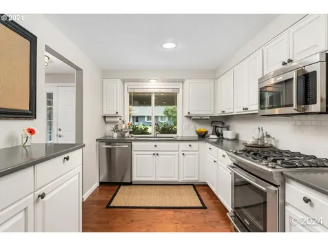 21215 Sw Lenore Court Beaverton OR 97003