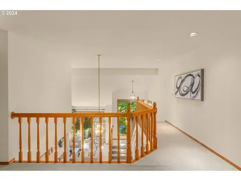 18560 Westview Drive Lake Oswego OR 97034