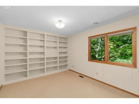 18560 Westview Drive Lake Oswego OR 97034