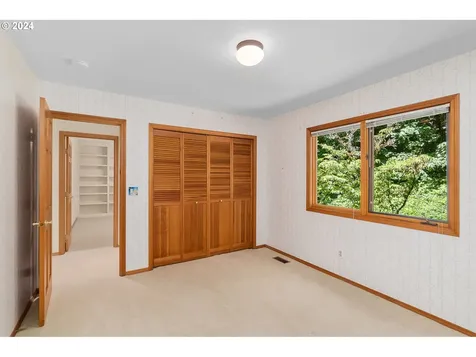 18560 Westview Drive Lake Oswego OR 97034