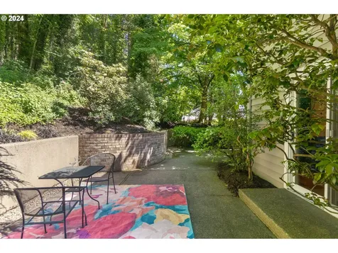 18560 Westview Drive Lake Oswego OR 97034