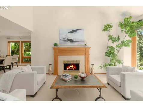 18560 Westview Drive Lake Oswego OR 97034