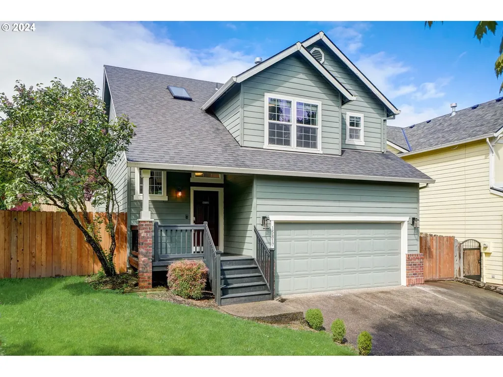 15817 SE Hawk Court Portland OR 97236