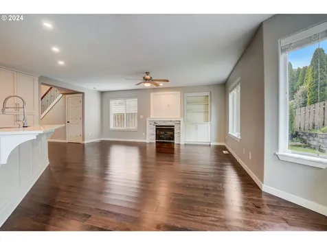15817 SE Hawk Court Portland OR 97236