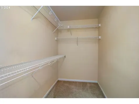 15817 SE Hawk Court Portland OR 97236