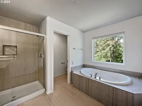 9533 SW 171st Avenue Beaverton OR 97007