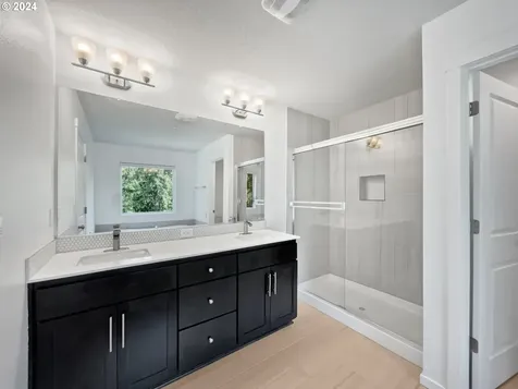 9533 SW 171st Avenue Beaverton OR 97007