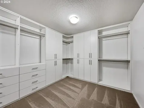 9533 SW 171st Avenue Beaverton OR 97007