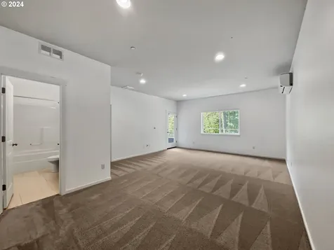 9533 SW 171st Avenue Beaverton OR 97007