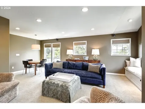 3013 Kensington Court West Linn OR 97068