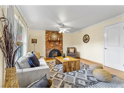 18685 SW Hennig Court Beaverton OR 97003