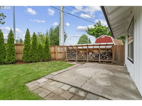 18685 SW Hennig Court Beaverton OR 97003