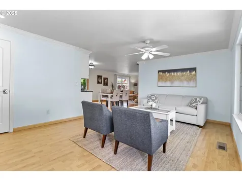 18685 SW Hennig Court Beaverton OR 97003