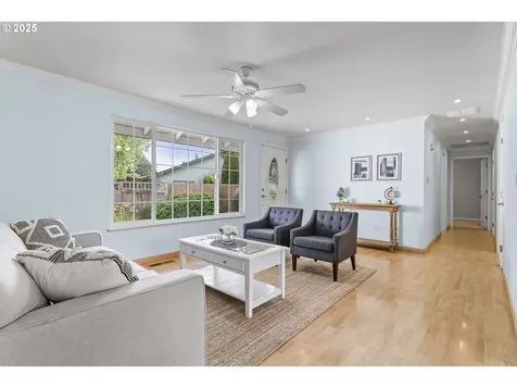 18685 SW Hennig Court Beaverton OR 97003
