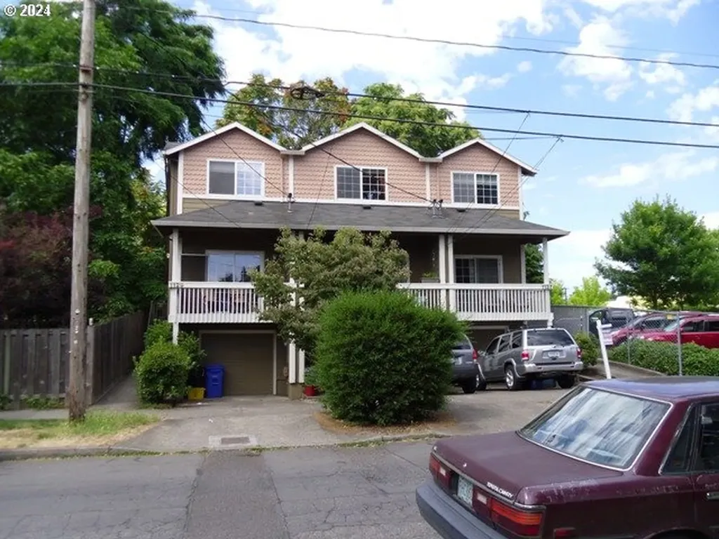 1137 Se Tenino Street Portland OR 97202