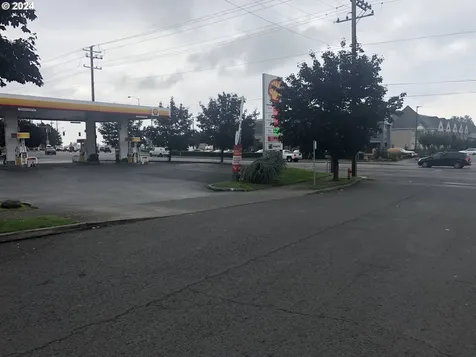 4916 NE 100th Avenue Portland OR 97220