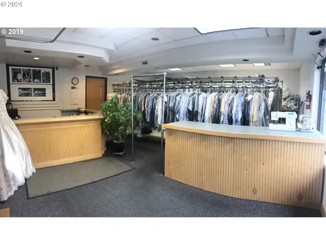 4916 NE 100th Avenue Portland OR 97220