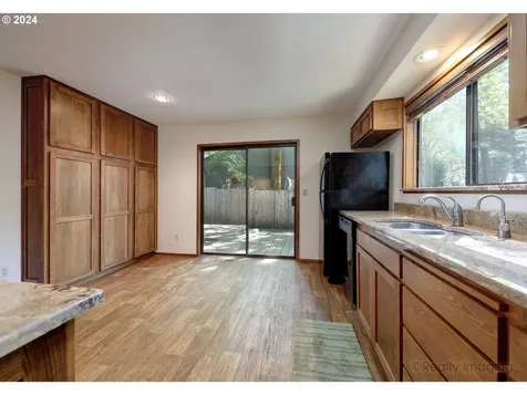 17485 Sw Rivendell Drive Portland OR 97224