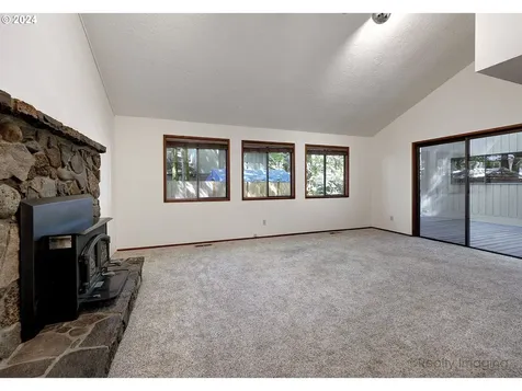17485 Sw Rivendell Drive Portland OR 97224