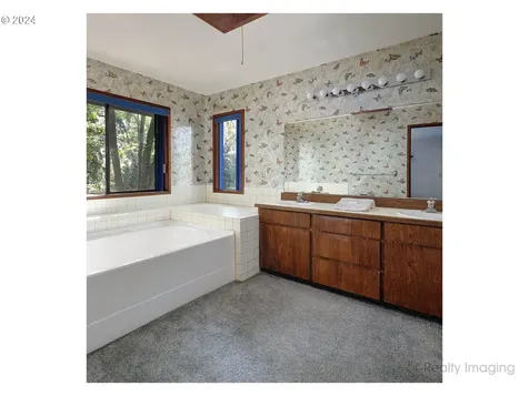 17485 Sw Rivendell Drive Portland OR 97224