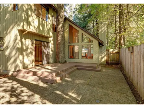 17485 Sw Rivendell Drive Portland OR 97224