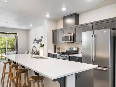 14232 SW Gold Coast Terrace Portland OR 97224