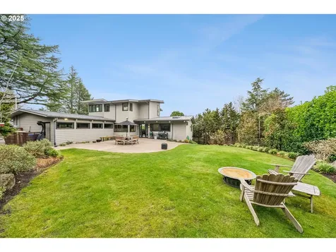 3825 SW Jerald Court Portland OR 97221