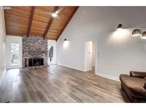 25799 NW Green Mountain Road Banks OR 97106