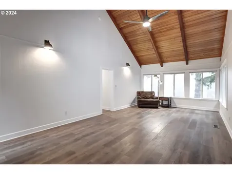 25799 NW Green Mountain Road Banks OR 97106