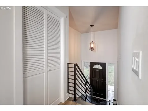 25799 NW Green Mountain Road Banks OR 97106
