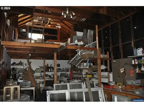 38492 Highway 228 Sweet Home OR 97386