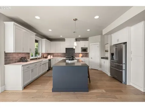 7339 Sw 54th Avenue Portland OR 97219