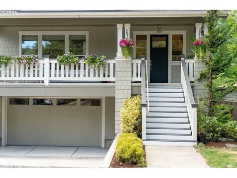 7339 Sw 54th Avenue Portland OR 97219