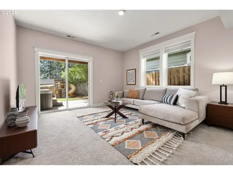 7339 Sw 54th Avenue Portland OR 97219