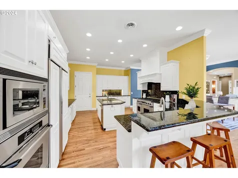 2306 Park Grove Drive Eugene OR 97408
