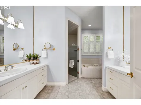 2306 Park Grove Drive Eugene OR 97408