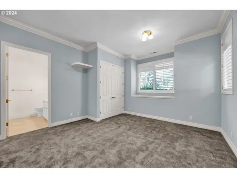 2306 Park Grove Drive Eugene OR 97408