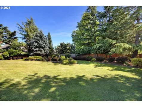 2306 Park Grove Drive Eugene OR 97408