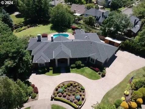 2306 Park Grove Drive Eugene OR 97408