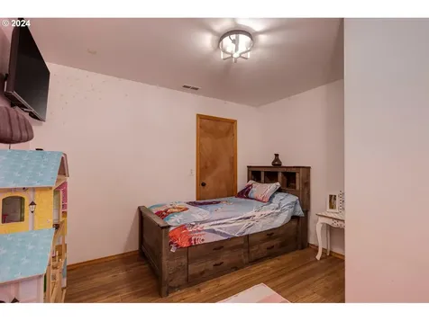 1917 NW Cottonwood Drive Mcminnville OR 97128