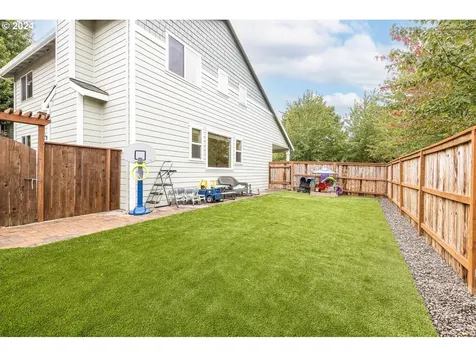 1917 NW Cottonwood Drive Mcminnville OR 97128