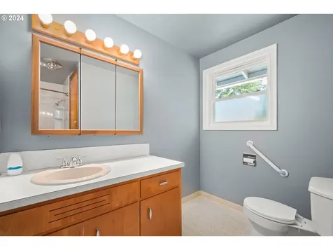 2009 Ne 87th Avenue Vancouver WA 98664